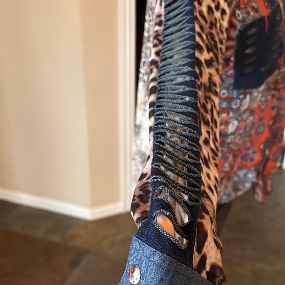 Colorful Patterned Button-Up Shirt - Picture 3 of 4